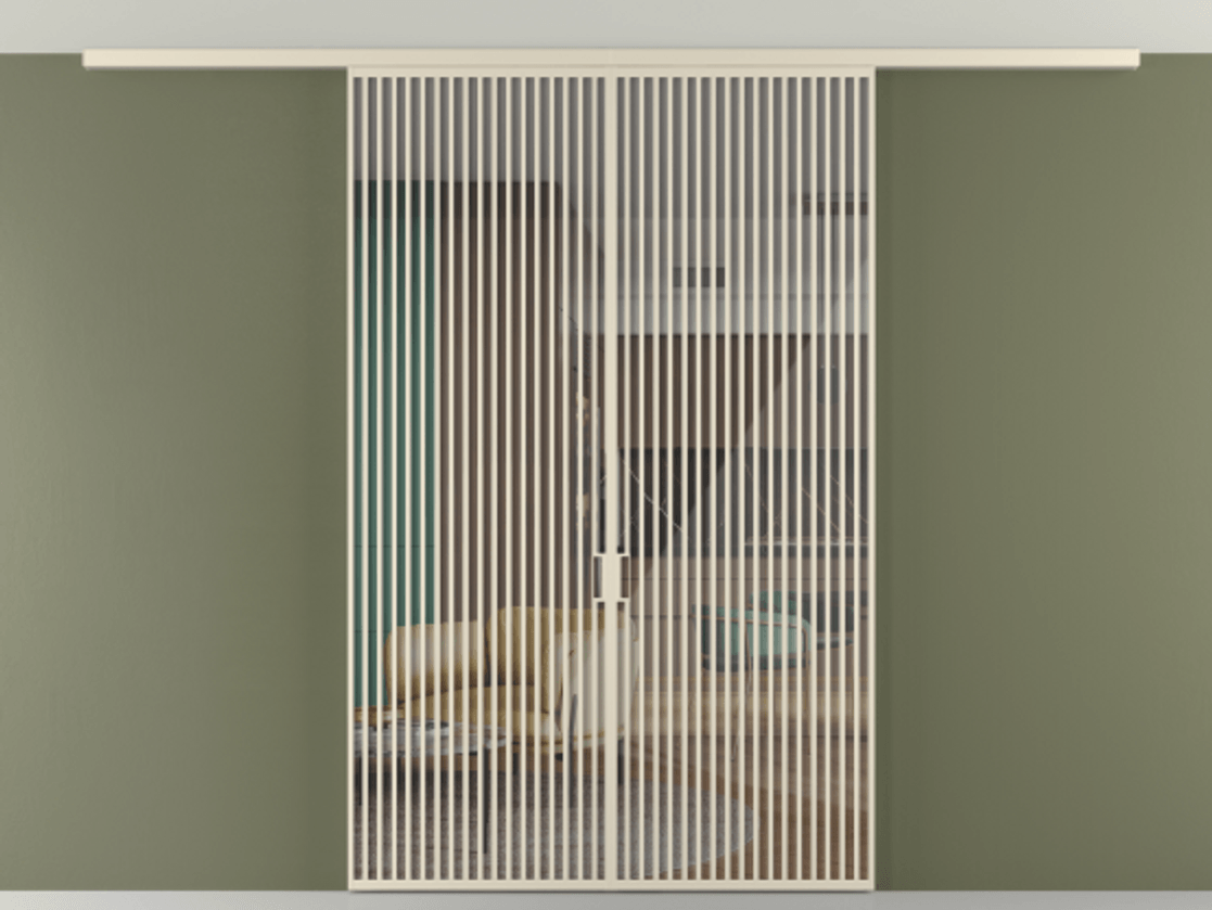 Перегородка Формато вдоль стены на потолок 2 створки АЛПР 040.06 Алюминий бежево-серый Рефлективное прозрачное стекло "Стопсол", калёное Цена 93282560 so'm | Volhovec