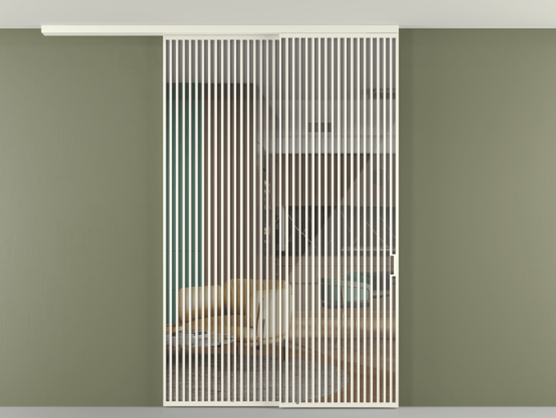 Перегородка Формато вдоль стены на потолок 2 створки с синхронным механизмом АЛПР 040.06 Алюминий жемчужный Рефлективное прозрачное стекло "Стопсол", калёное Цена 94040970 so'm | Volhovec