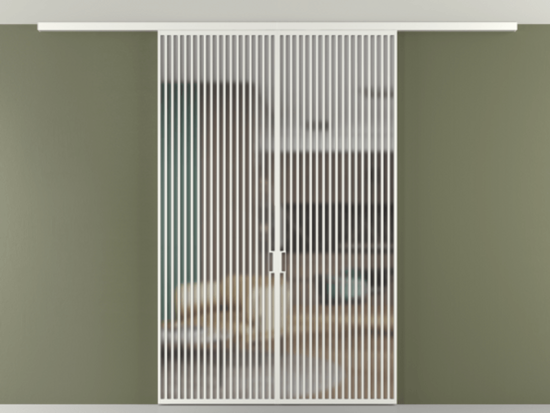 Перегородка Формато вдоль стены на потолок 2 створки АЛПР 040.06 Алюминий светло-серый Сатинированное стекло "Мателюкс Кристал Вижн", калёное, матовое, каленое 6 мм Цена 93282560 so'm | Volhovec