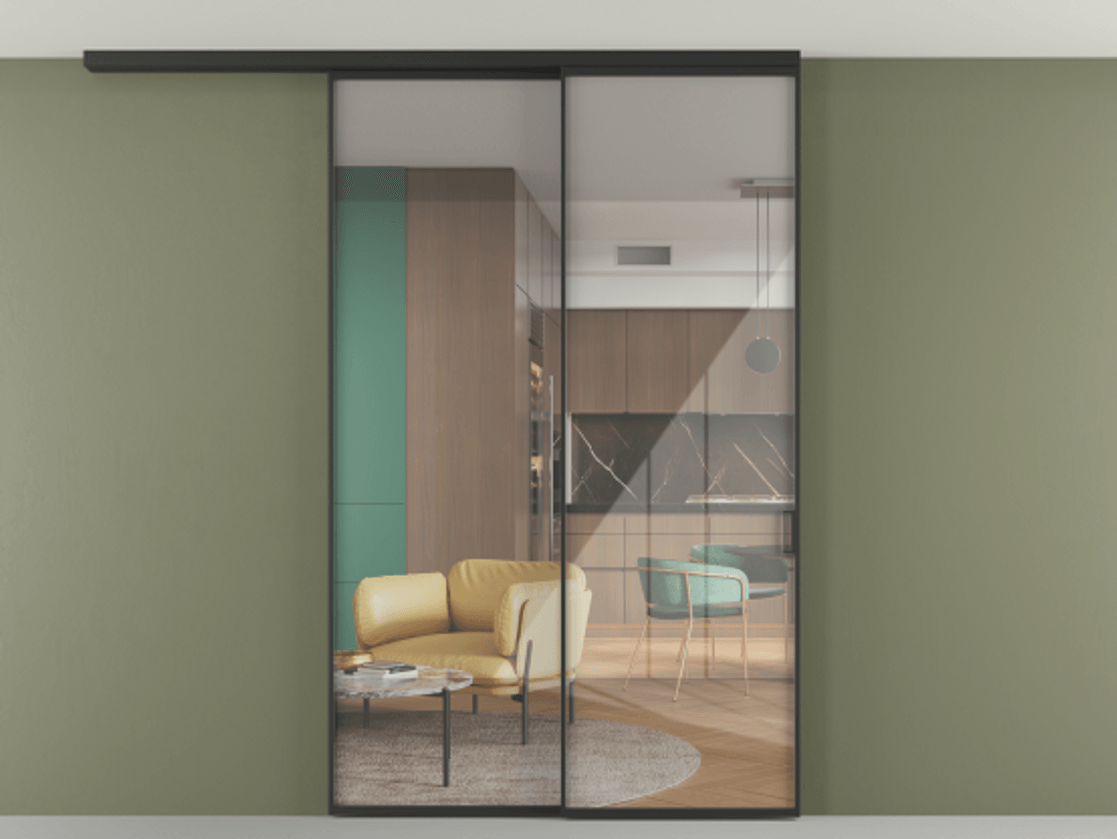 Перегородка Формато вдоль стены на потолок 2 створки с синхронным механизмом АЛПР 040.01 Алюминий Черный Рефлективное прозрачное стекло "Стопсол", калёное Цена 61033980 so'm | Volhovec