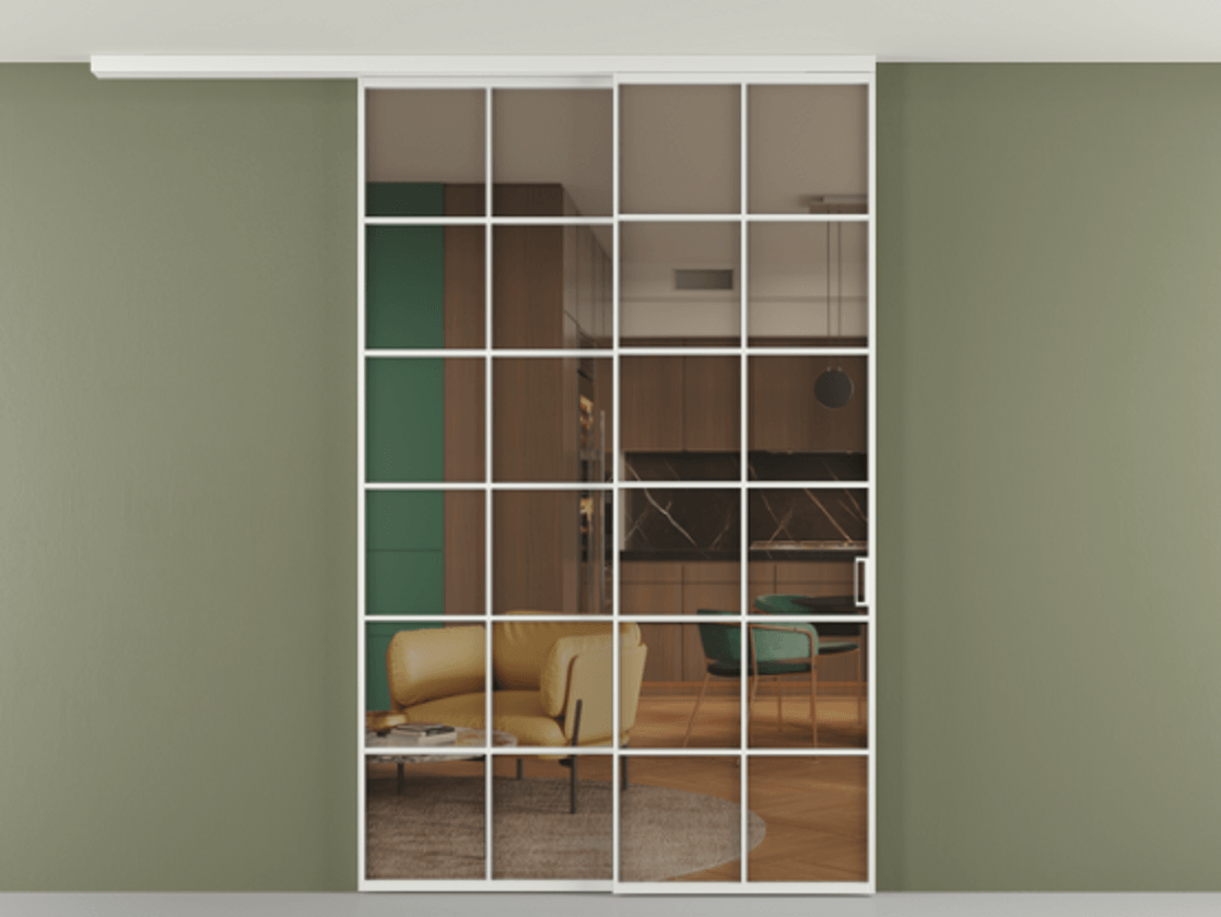 Перегородка Формато вдоль стены на потолок 2 створки с синхронным механизмом АЛПР 040.05 Алюминий белоснежный Прозрачное бронзовое стекло, триплекс Цена 59215910 so'm | Volhovec