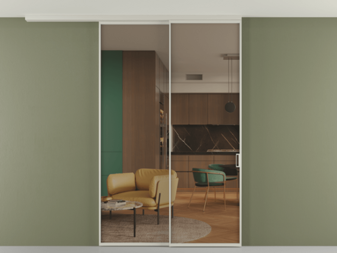 Перегородка Формато вдоль стены на потолок 2 створки с синхронным механизмом АЛПР 040.01 Алюминий тёплый серый Прозрачное бронзовое стекло, триплекс Цена 56697900 so'm | Volhovec