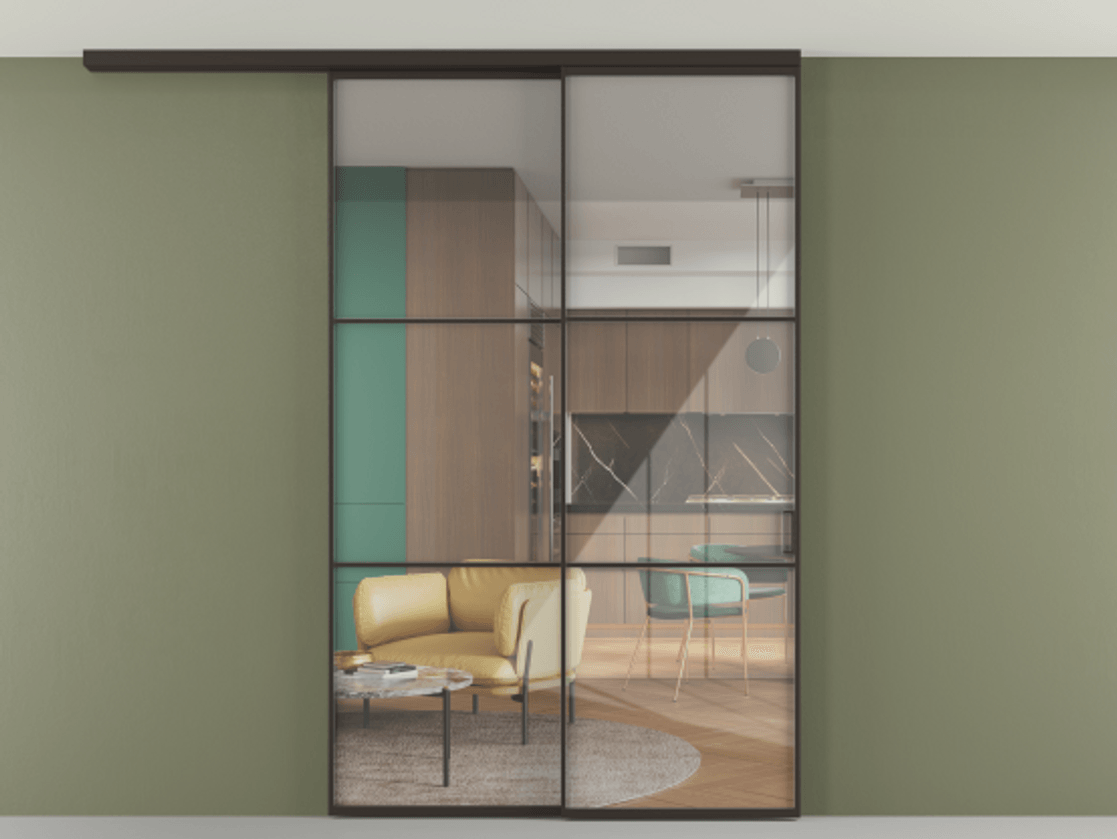 Перегородка Формато вдоль стены на потолок 2 створки с синхронным механизмом АЛПР 040.03 Алюминий антрацит Рефлективное прозрачное стекло "Стопсол", калёное Цена 59027530 so'm | Volhovec