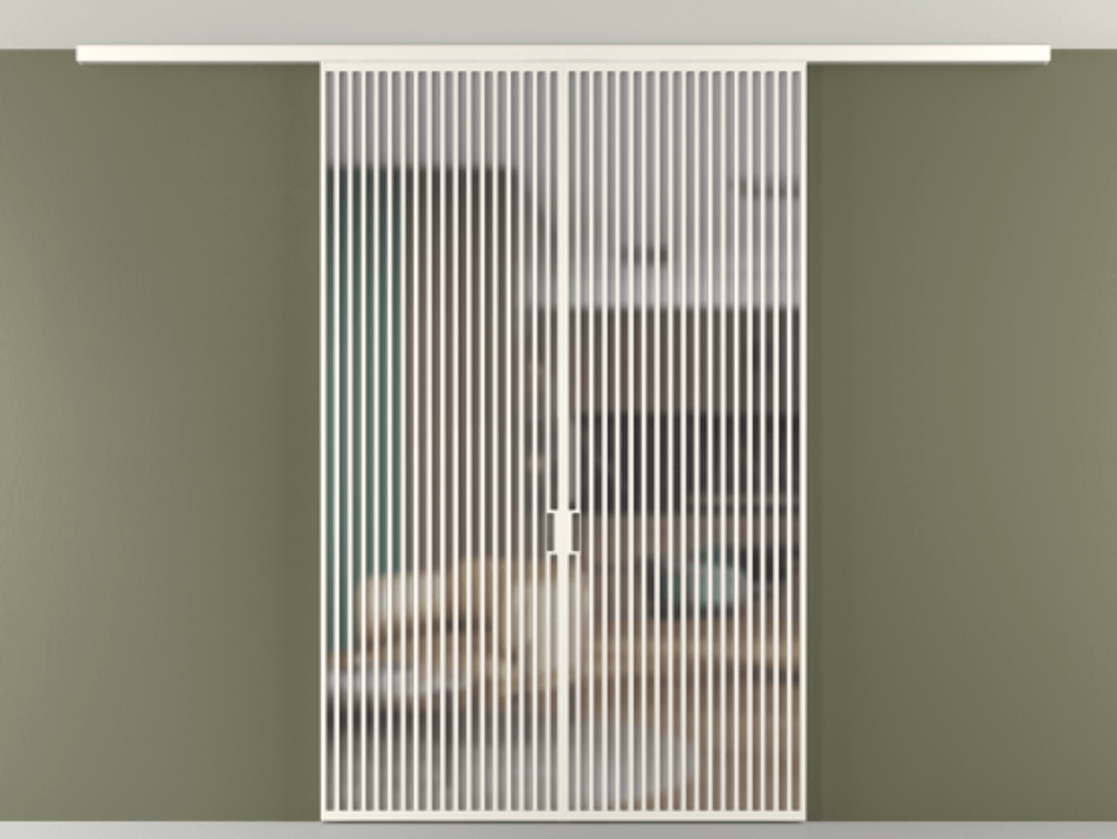 Перегородка Формато вдоль стены на потолок 2 створки АЛПР 040.06 Алюминий пудровый белый Сатинированное стекло "Мателюкс Кристал Вижн", калёное, матовое, каленое 6 мм Цена 93282560 so'm | Volhovec