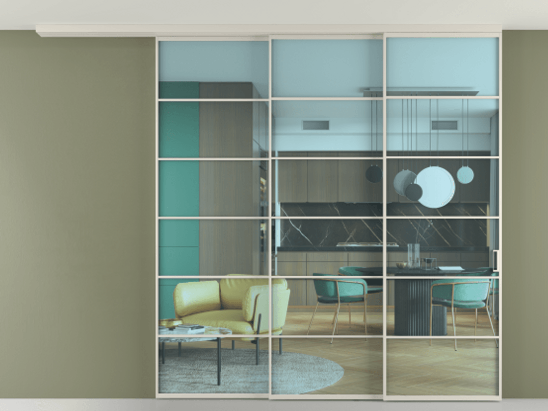 Перегородка Formato вдоль стены на потолок 3 створки с синхронным механизмом АЛПР 040.04 Алюминий облачно-серый Прозрачное голубое стекло, триплекс Цена 84642010 so'm | Volhovec