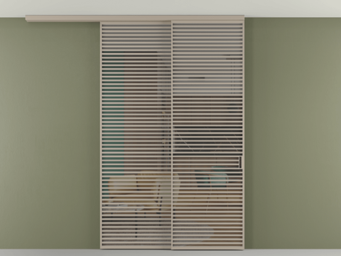 Перегородка Формато вдоль стены на потолок 2 створки с синхронным механизмом АЛПР 040.07 Алюминий бисквитный Прозрачное серое стекло, триплекс Цена 91442570 so'm | Volhovec