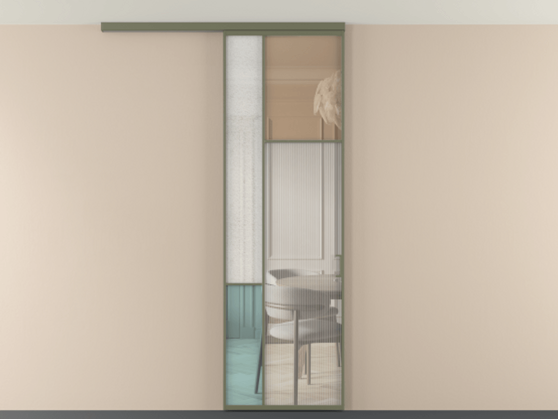 Перегородка Мозаик вдоль стены на потолок 1 створка АЛПР 041.11 Алюминий оливковый тёмный Комбинация стекол Группы 1 и Группы 3 Цена 28631120 so'm | Volhovec