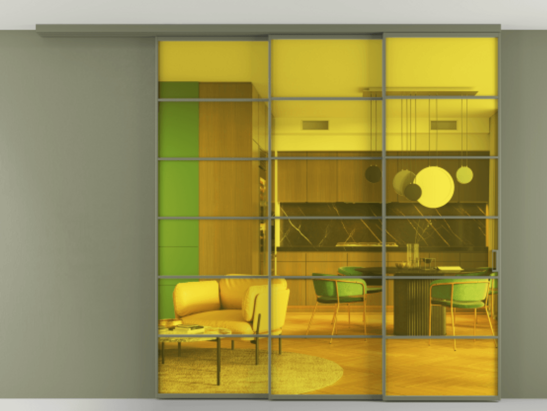 Перегородка Formato вдоль стены на потолок 3 створки с синхронным механизмом АЛПР 040.04 Алюминий оливковый тёмный Прозрачное жёлтое стекло, триплекс Цена 84642010 so'm | Volhovec