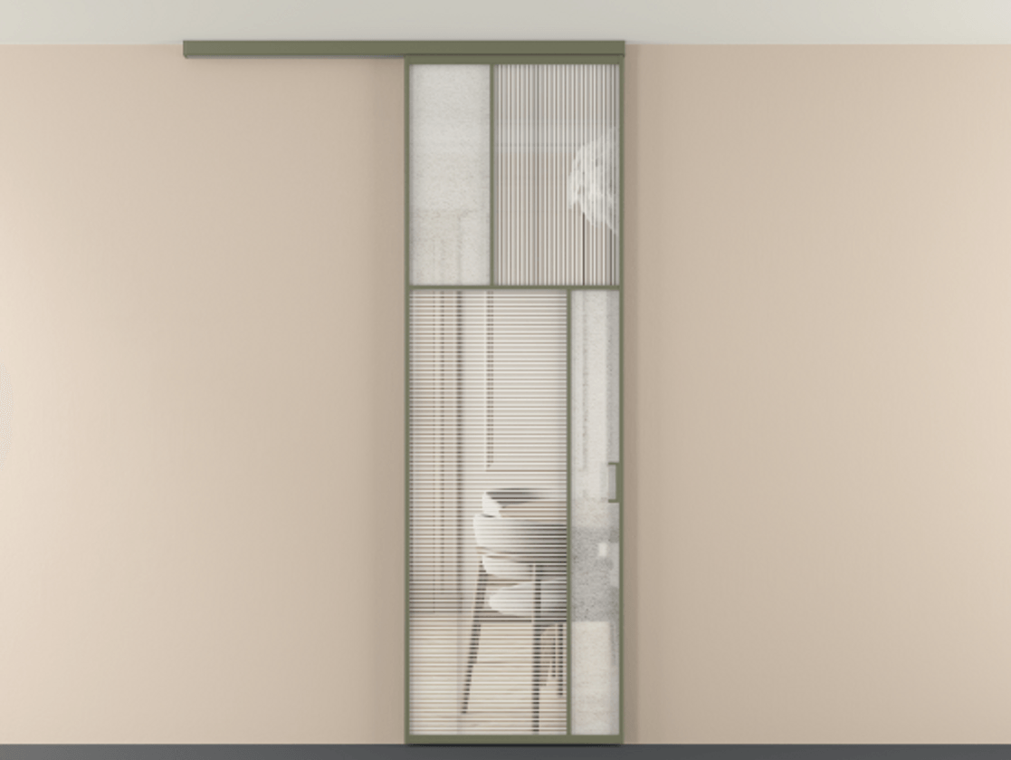 Перегородка Мозаик вдоль стены на потолок 1 створка АЛПР 041.23 Алюминий оливковый тёмный Рифлёное стекло "Дюна", триплекс, 6 мм + Фактурное стекло "Лёд", триплекс Цена 29037120 so'm | Volhovec