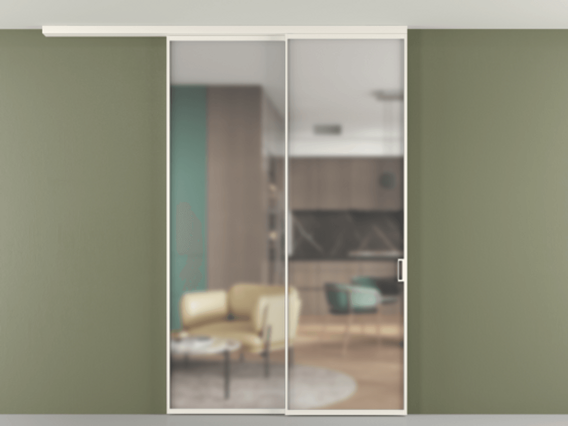 Перегородка Формато вдоль стены на потолок 2 створки с синхронным механизмом АЛПР 040.01 Алюминий пудровый белый Сатинированное стекло "Мателюкс Кристал Вижн", калёное, матовое, каленое 6 мм Цена 63973420 so'm | Volhovec