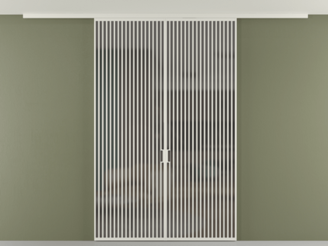 Перегородка Формато вдоль стены на потолок 2 створки АЛПР 040.06 Алюминий Белый Сатинированное серое стекло, триплекс Цена 424160 ₽ | Volhovec