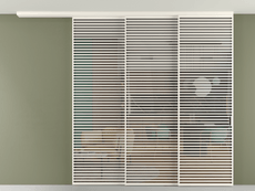 Перегородка Формато вдоль стены на потолок 3 створки с синхронным механизмом