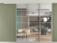 Перегородка Формато вдоль стены на потолок 3 створки с синхронным механизмом